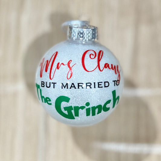 Mrs Claus Bauble